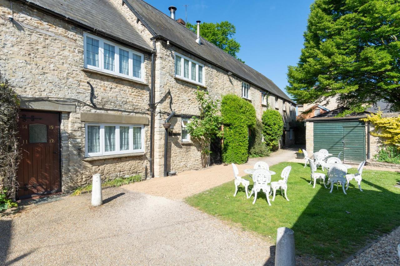 Jersey Arms Hotel Bicester Exteriér fotografie