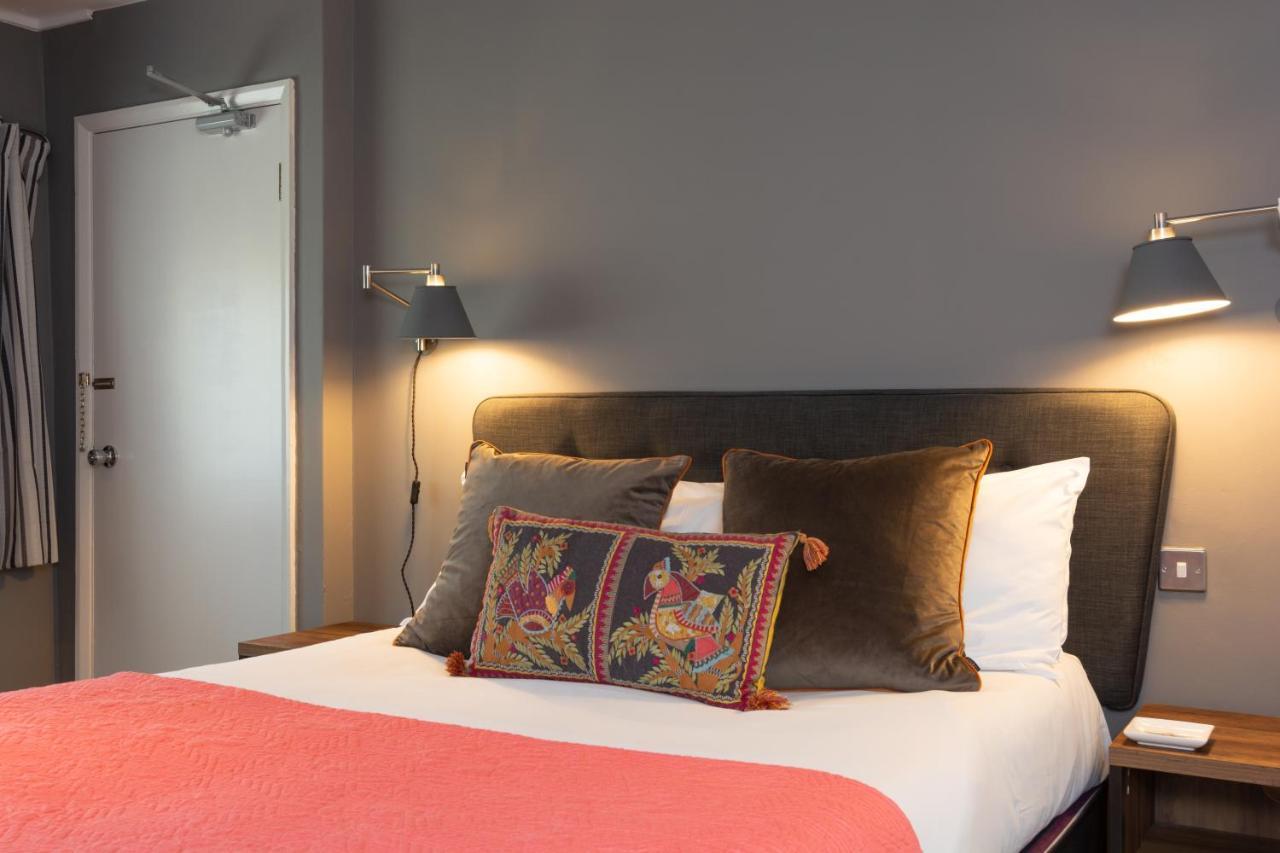 Jersey Arms Hotel Bicester Exteriér fotografie